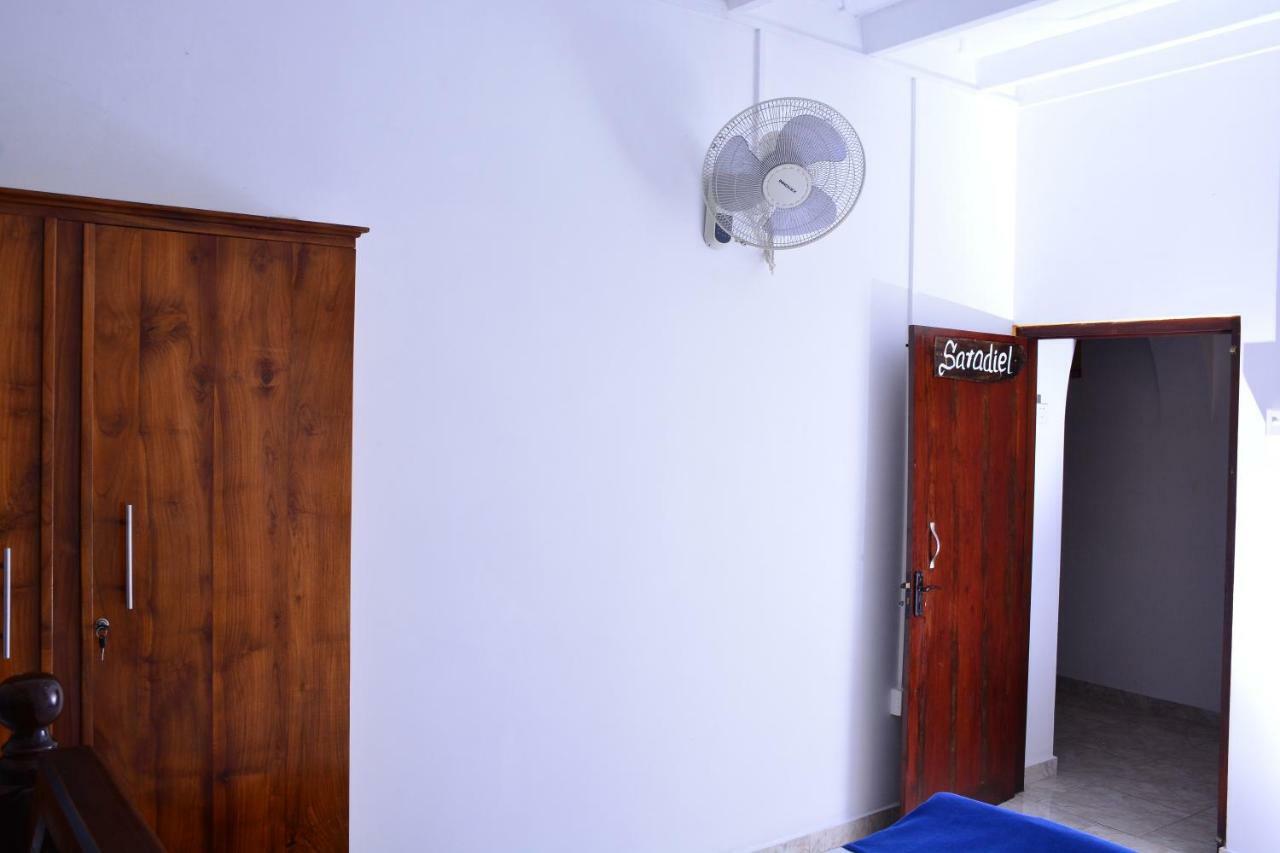 Ceylon Saradiel Home Stay Mawanella Buitenkant foto