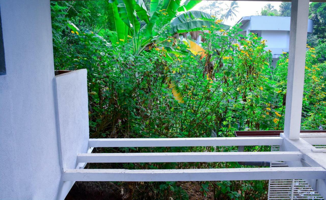 Ceylon Saradiel Home Stay Mawanella Buitenkant foto